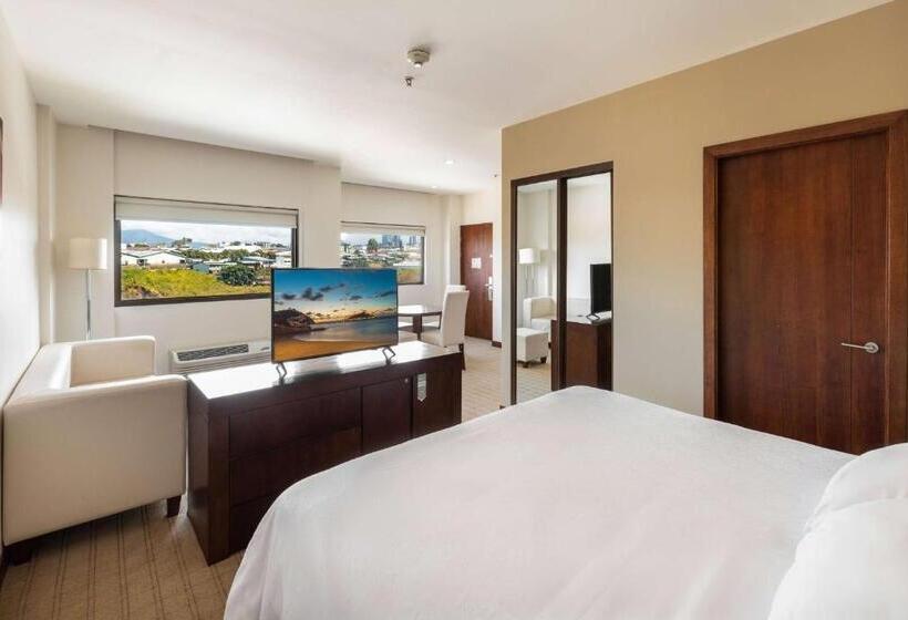 带大床的小型套房, Wyndham Garden San Jose Escazu, Costa Rica