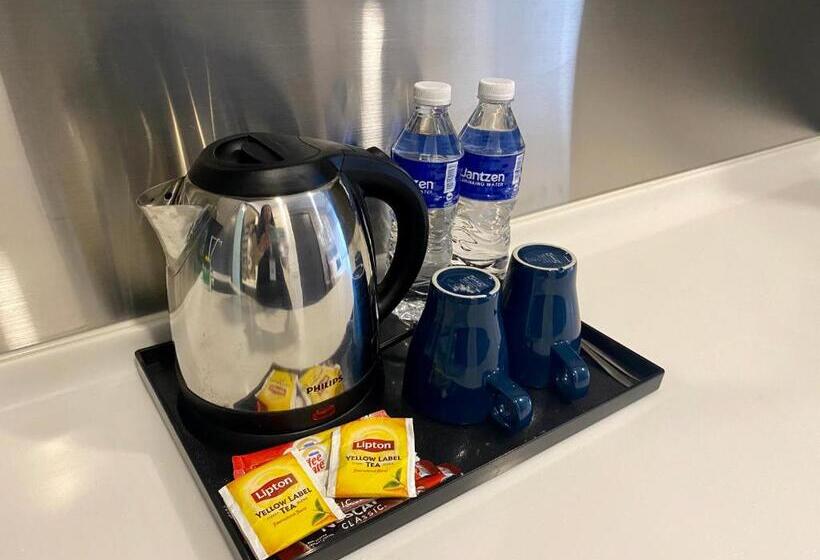 استودیوی استاندارد, Lanson Place Bukit Ceylon