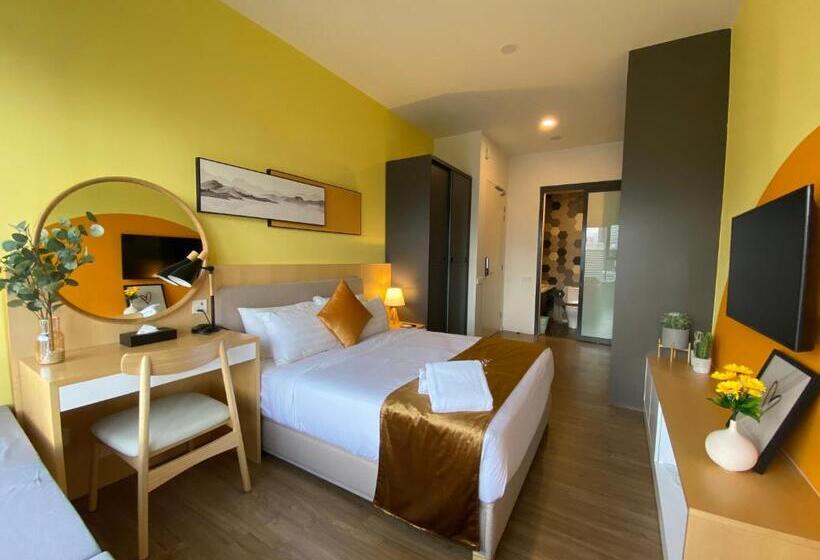 استودیوی استاندارد, Lanson Place Bukit Ceylon