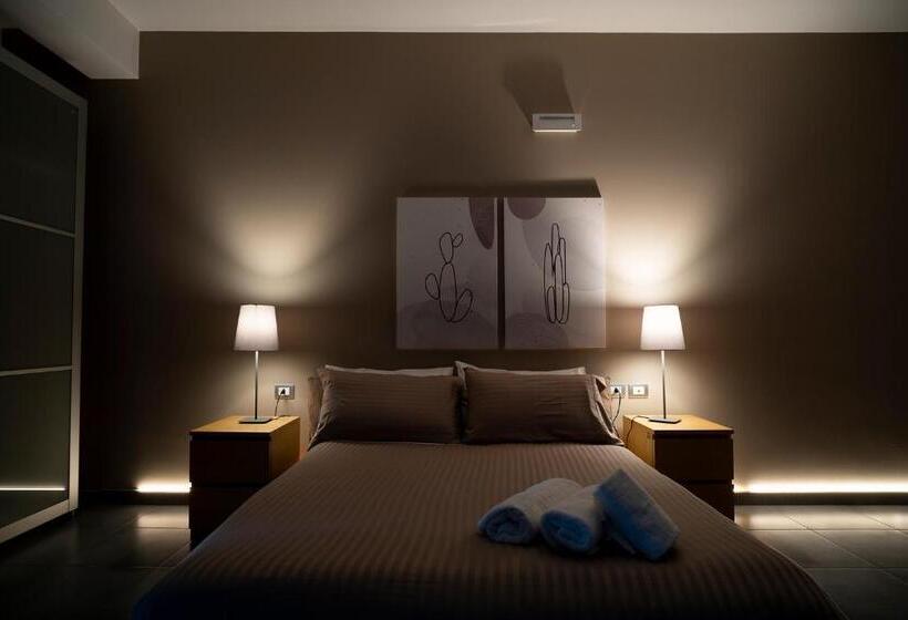 スタンダードルーム, Enny Camere