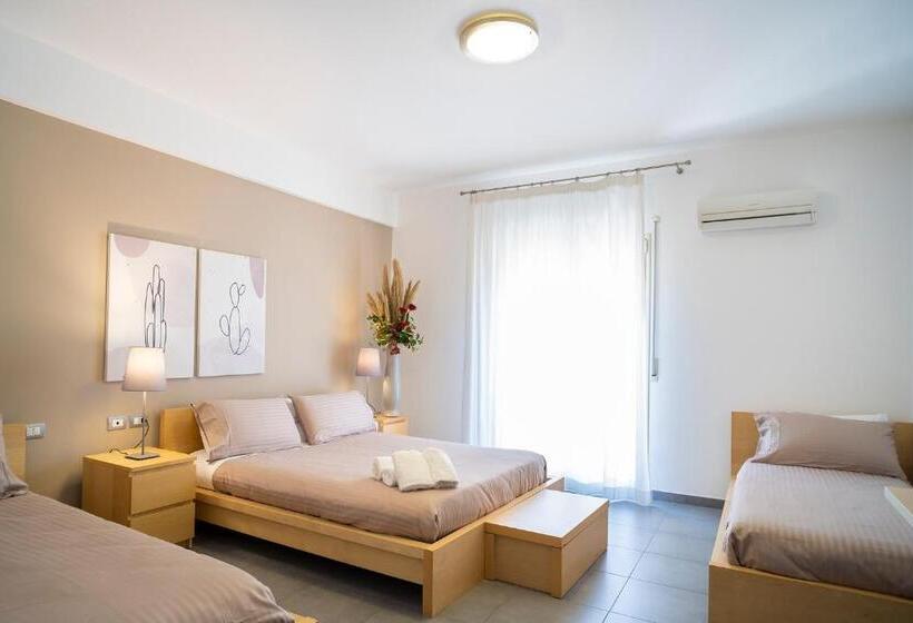 スタンダード4人部屋, Enny Camere