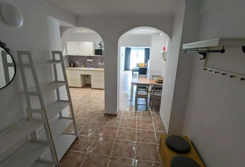 Appartamento 1 Camera da Letto con Terrazza, Amena Mar