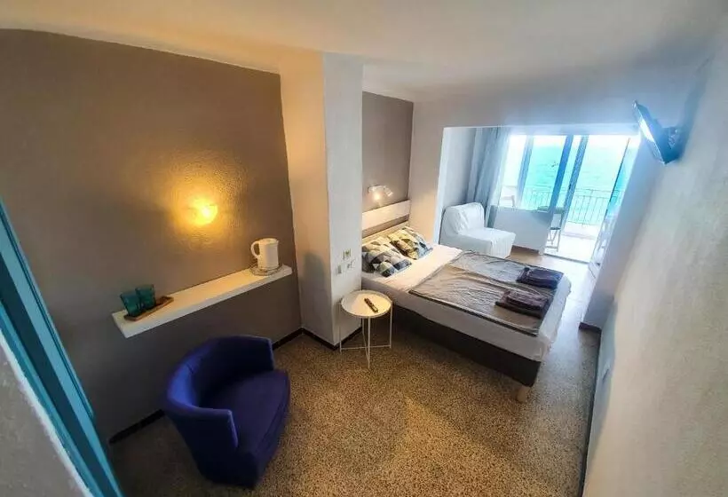 Camera Standard Vista Mare, Amena Mar
