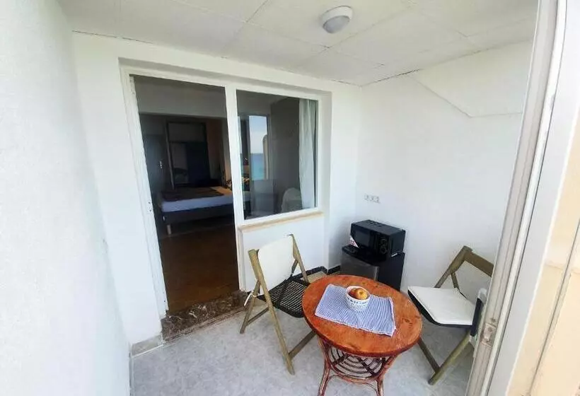 Camera Standard Vista Mare, Amena Mar