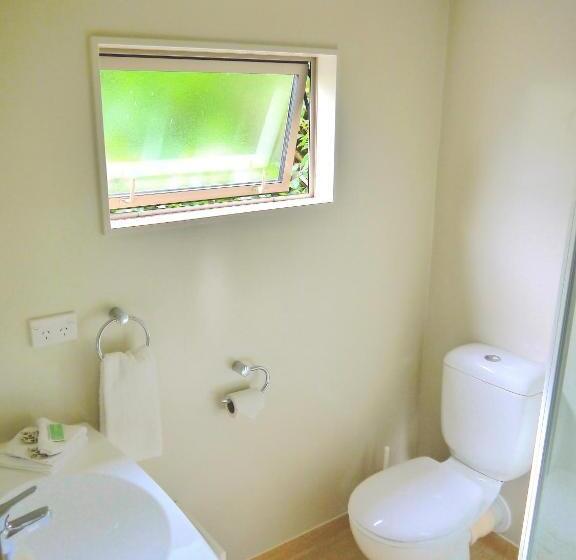 キャビン, 10 Cottages