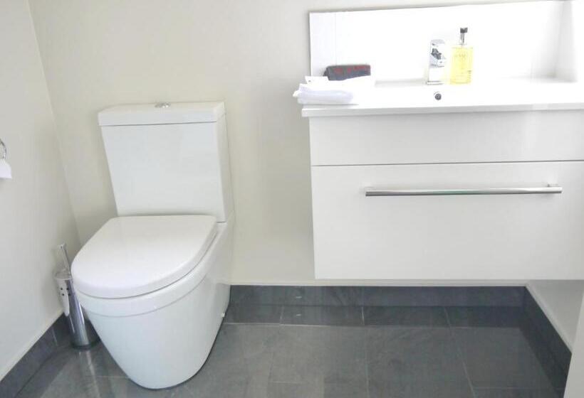 ２ベッドルームハウス, 10 Cottages