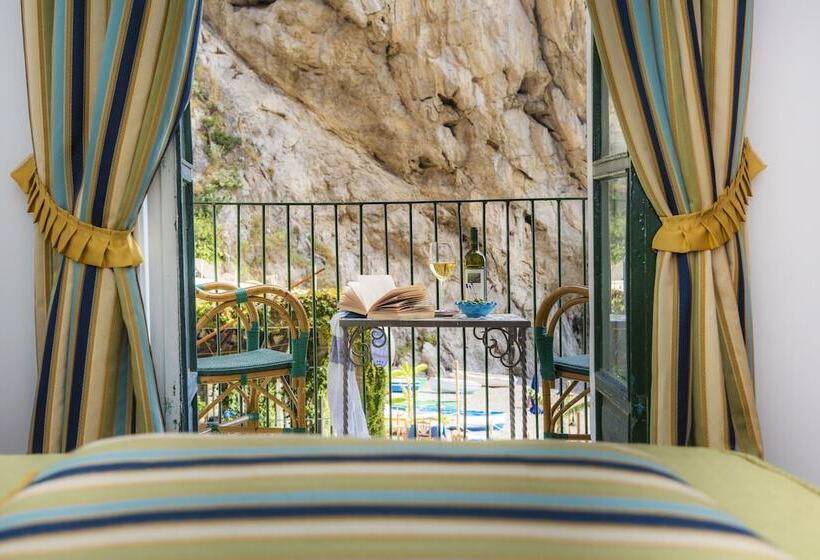 三人经典房间, Alfonso A Mare