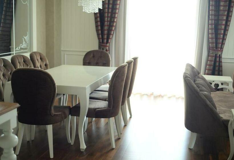 سوئیت اجرایی با چشم‌انداز دریا, Aska Lara Resort & Spa