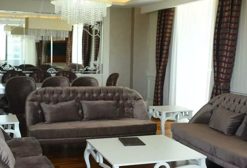 Executive Suite Sea View