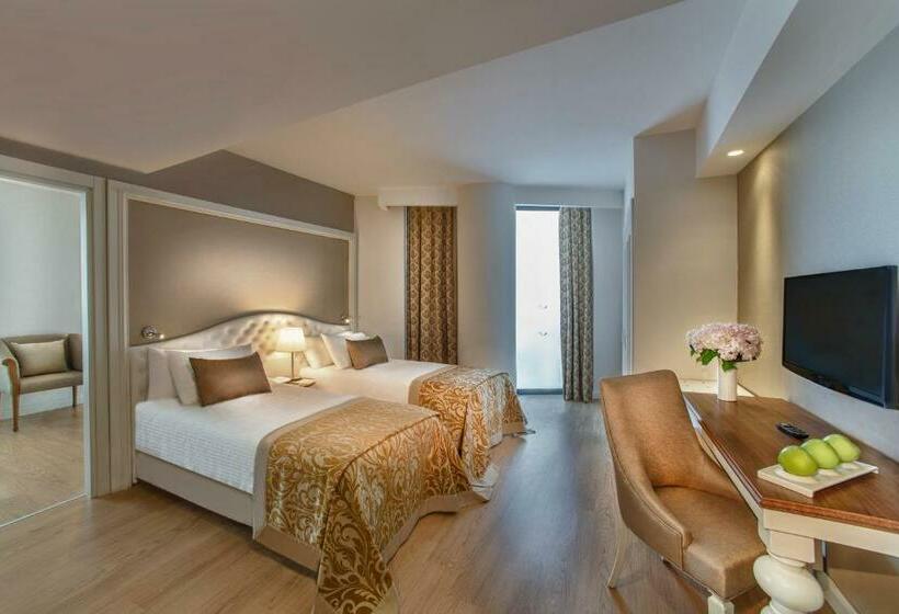 اتاق خانوادگی, Aska Lara Resort & Spa