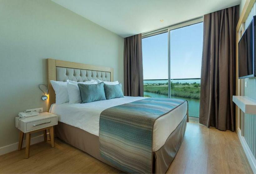 اتاق اکونومی, Aska Lara Resort & Spa