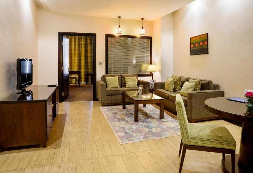 سوییت اجرایی, Ayass