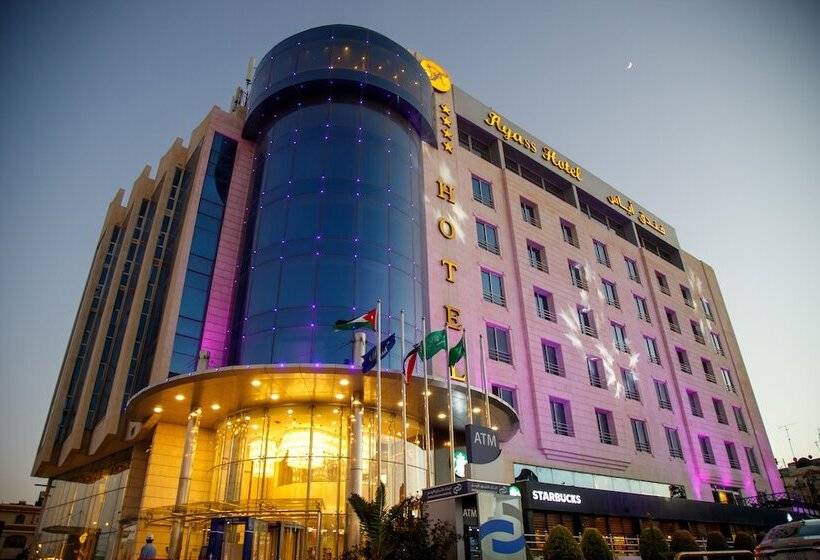 سوئیت رویال, Ayass