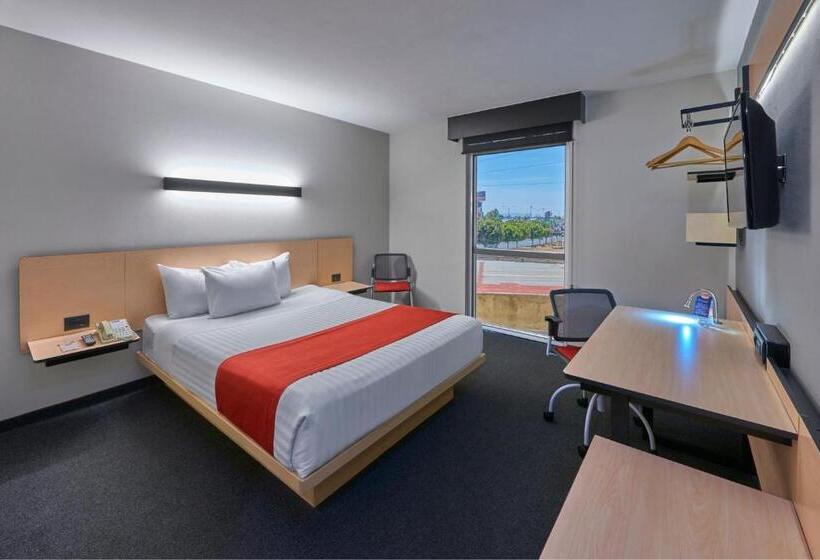 חדר סטנדרט, City Express By Marriott Irapuato Norte