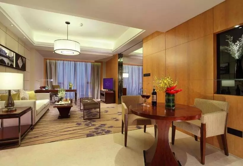 スーペリアースイート, Crowne Plaza Chengdu West, An Ihg