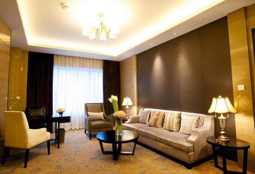 Suite Superior, Crowne Plaza Shanghai Noah Square, An Ihg