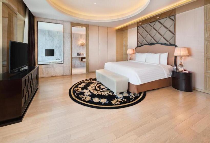 스위트, Crowne Plaza Shanghai Noah Square, An Ihg