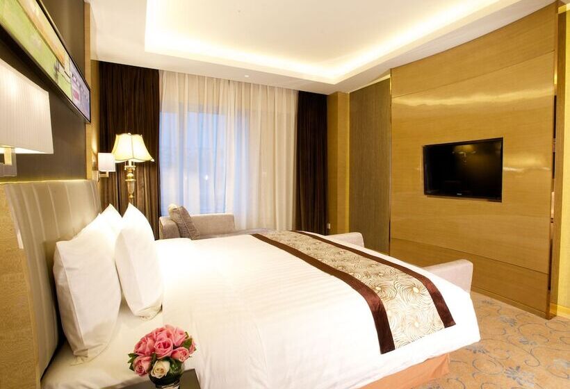 Suite, Crowne Plaza Shanghai Noah Square, An Ihg