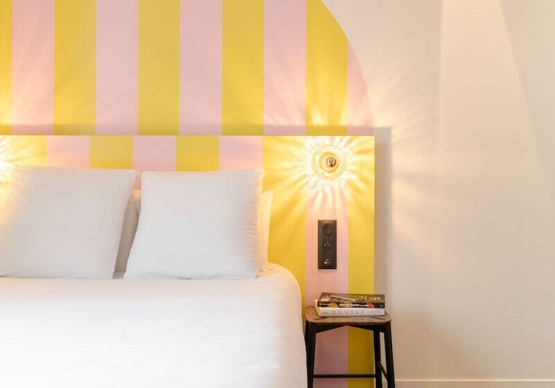 غرفة قياسية سرير مزدوج, Demain Hôtel & Conciergerie