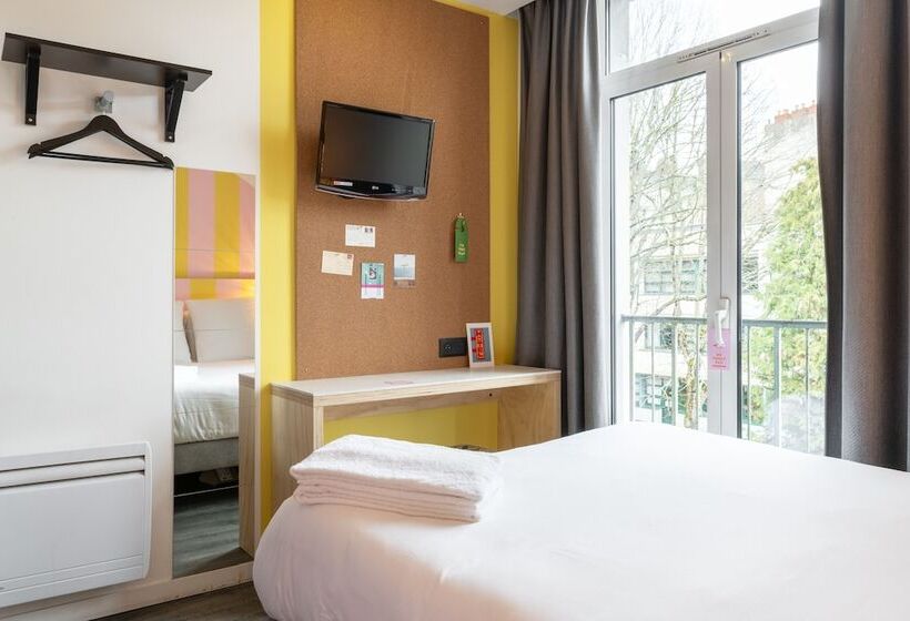 غرفة قياسية سرير مزدوج, Demain Hôtel & Conciergerie