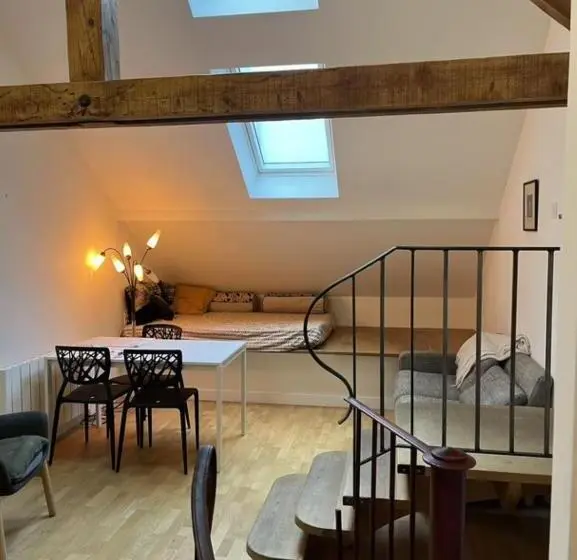 Huoneisto 2 Makuuhuonetta, Demain Hôtel & Conciergerie