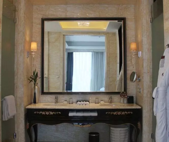 デラックススイート, Doubletree By Hilton Chongqing Wanzhou