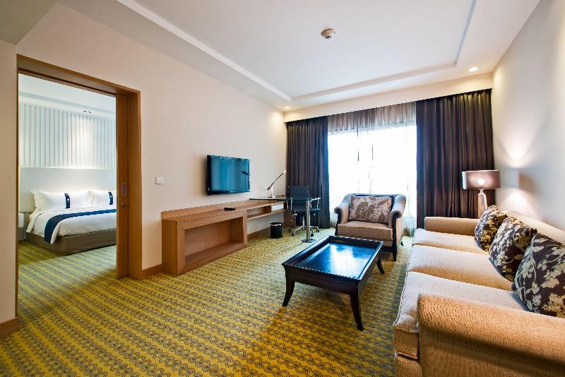 Люкс Повышенной Комфортности, Holiday Inn Amritsar Ranjit Avenue By Ihg