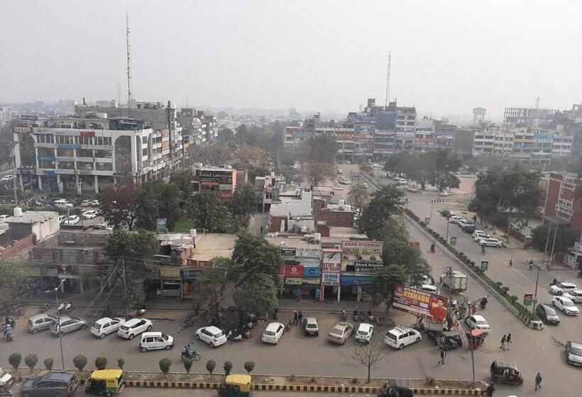 デラックスルーム, Holiday Inn Amritsar Ranjit Avenue By Ihg