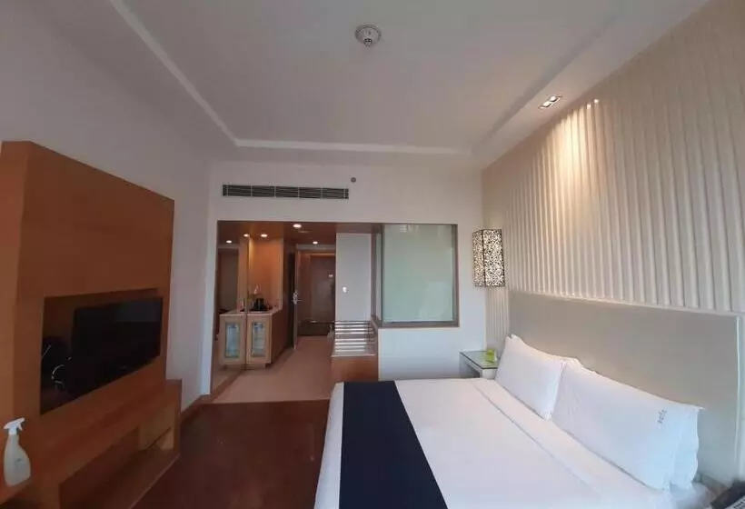 Deluxe-huone King-vuode, Holiday Inn Amritsar Ranjit Avenue By Ihg