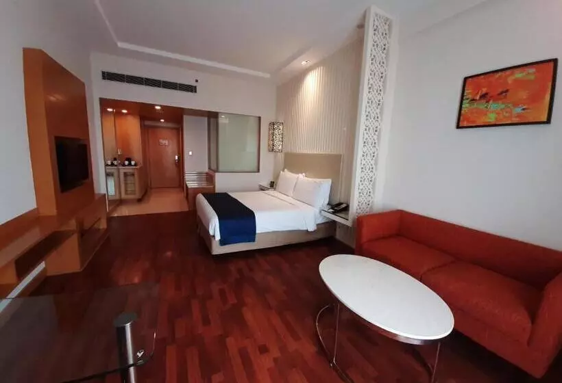 Standard-huone King-vuode, Holiday Inn Amritsar Ranjit Avenue By Ihg