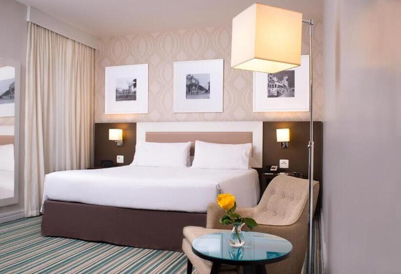 带大床的标准间, Holiday Inn Belo Horizonte Savassi, An Ihg