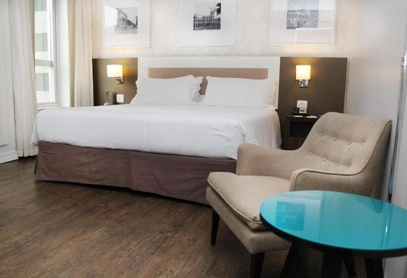 带大床的豪华间, Holiday Inn Belo Horizonte Savassi, An Ihg
