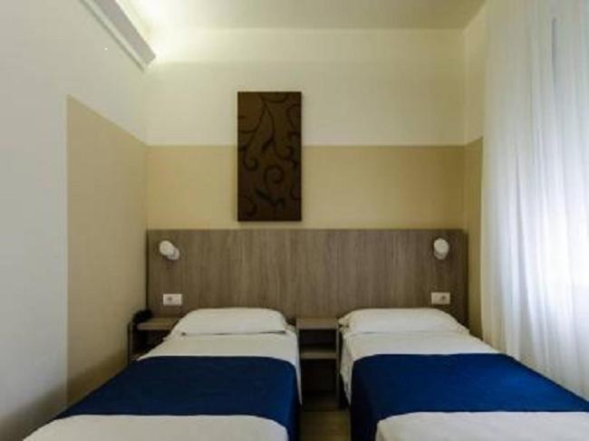 חדר סטנדרט יחיד, Mare Live