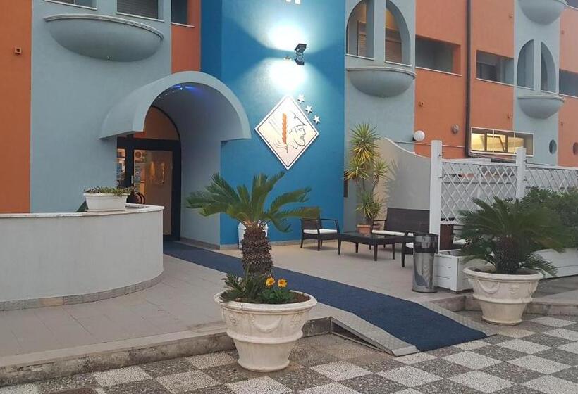 غرفة قياسية رباعية, Palatinum