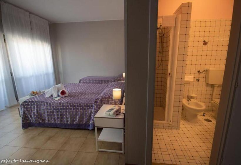 غرفة قياسية رباعية, Palatinum