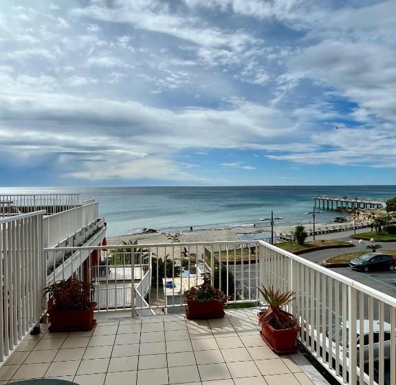 إستوديو قياسى مزودة بتراس, Residence Stella Maris