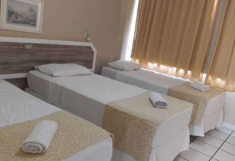 스탠다드 트리플 룸, Salvador Mar