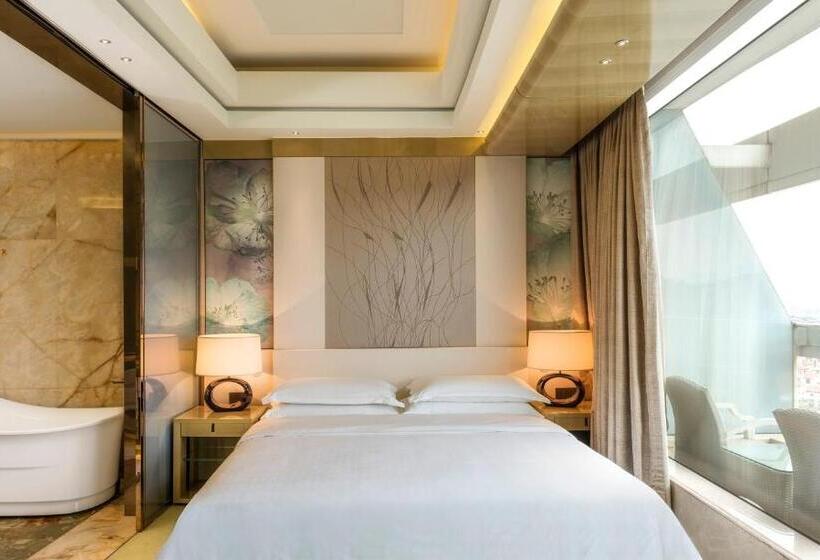 غرفة ديلوكس سرير كينج, Sheraton Huzhou Taihu Lake Hot Spring Resort & Spa