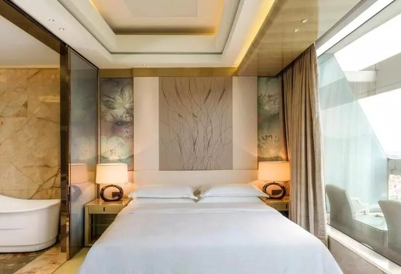 キングサイズベッドのデラックスルーム, Sheraton Huzhou Taihu Lake Hot Spring Resort & Spa