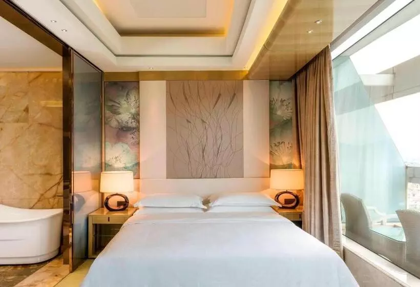 キングサイズベッドのスタンダードルーム, Sheraton Huzhou Taihu Lake Hot Spring Resort & Spa