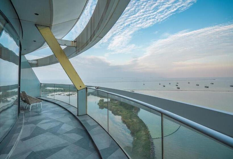 غرفة قياسية مطلّة علي البحيرة, Sheraton Huzhou Taihu Lake Hot Spring Resort & Spa