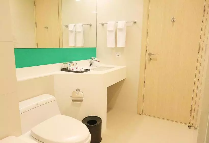 バスタブ付きデラックスルーム, Sleep With Me Hotel Design Hotel @ Patong