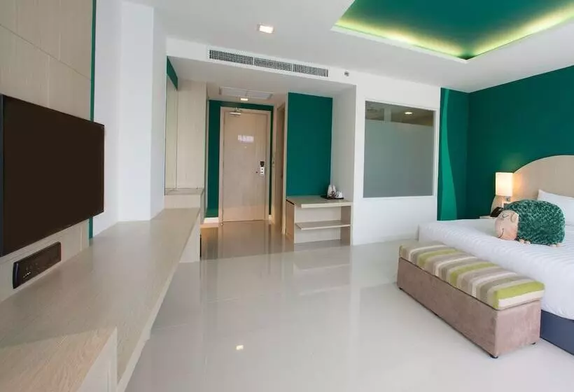 バスタブ付きデラックスルーム, Sleep With Me Hotel Design Hotel @ Patong