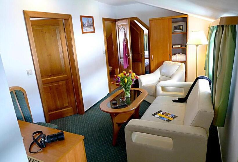 سوییت جونیور, Spindlerova Bouda