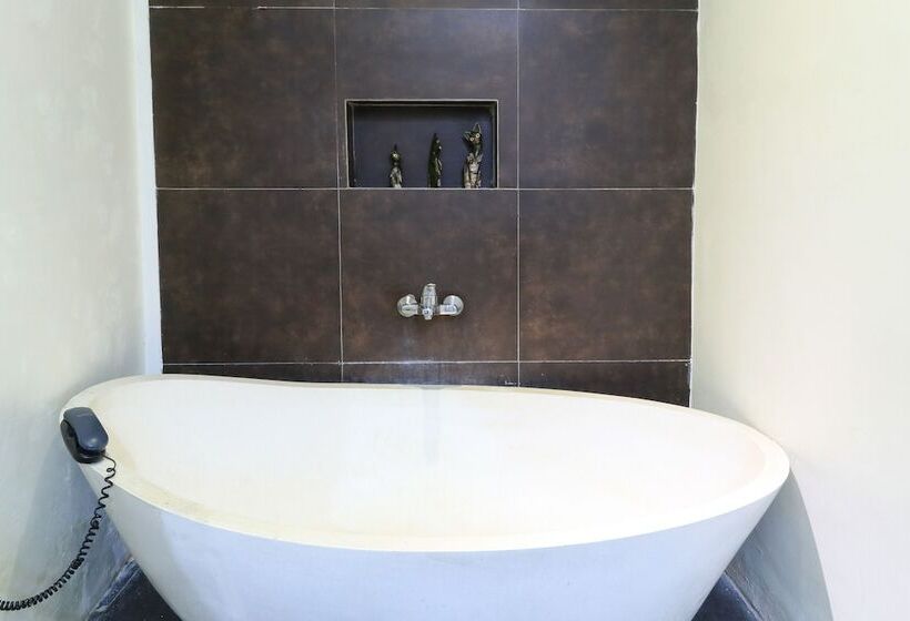 ツーベッドルーム　ヴィラ, The Widyas Bali Villa