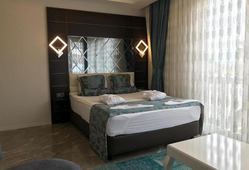 Family Suite, Venus