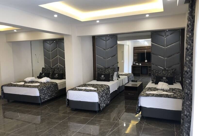 4인용 스탠다드 룸, Venus