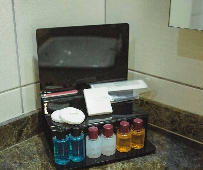 Family Room, Volley Hotel İzmir