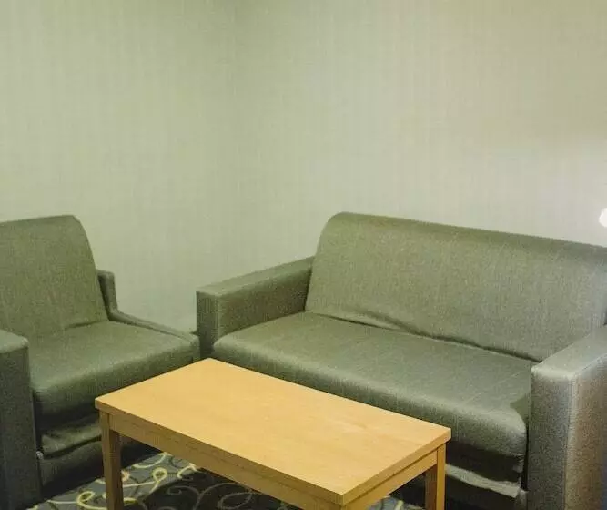 سوییت جونیور, Volley Hotel İzmir