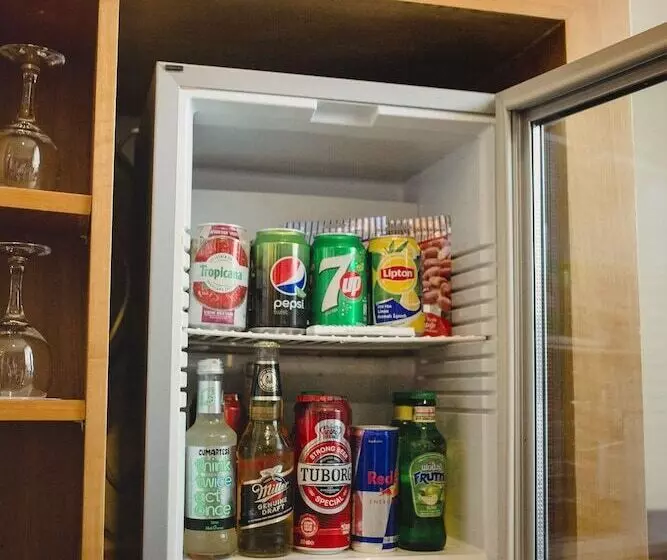 سوییت جونیور, Volley Hotel İzmir